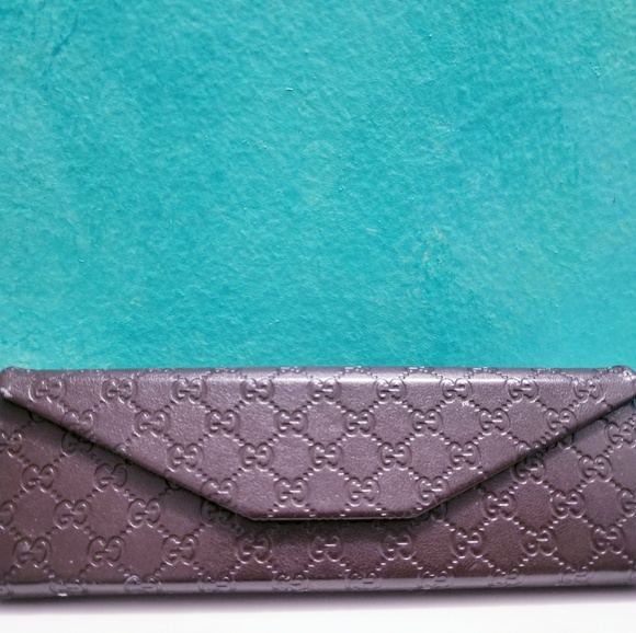 Gucci Accessories - Like New Gucci Eyeglasses Case